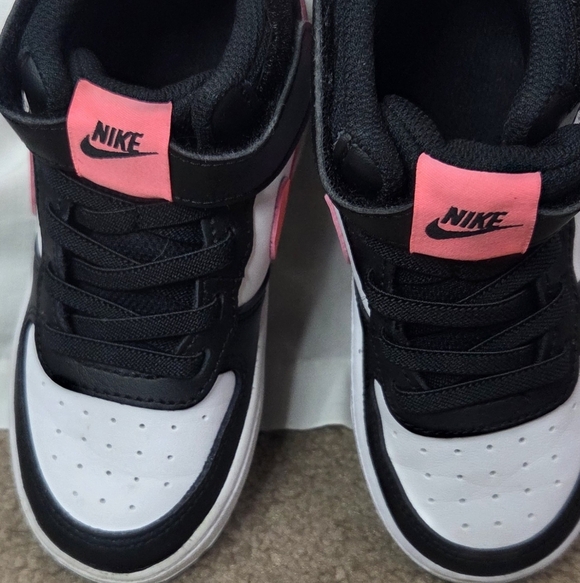 Nike Kids Black, White and Neon Pink Sneakers - Picture 2 of 11
